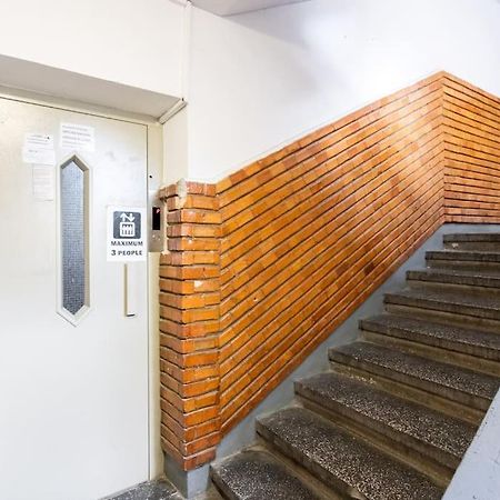 부쿠레슈티 Stunning Views 2Br Midtown Flat - Charming Balcony 아파트 외부 사진