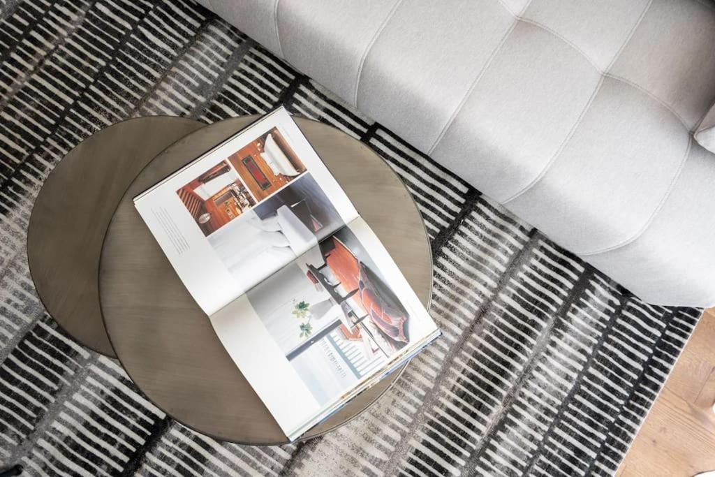 부쿠레슈티 Stunning Views 2Br Midtown Flat - Charming Balcony 아파트 외부 사진